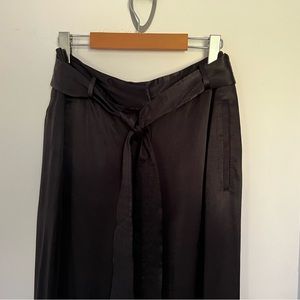 Wilfred black high rise tie waist pants size 10